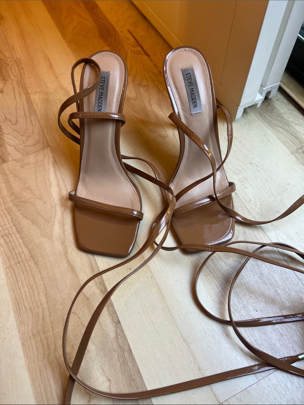 Steve Madden Tan Brown Lace-Up Strappy Heels